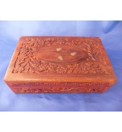 Carved box 8x5 Polidsh