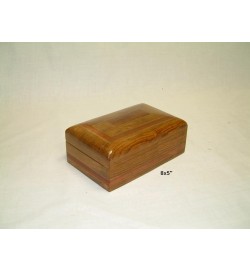 Box 8x5 with contrast Redwood Inlay