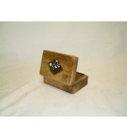 Box Burnt Finish Iron Diamond