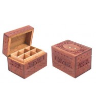 Carved box for 6 bottles