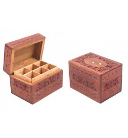 Carved box for 6 bottles